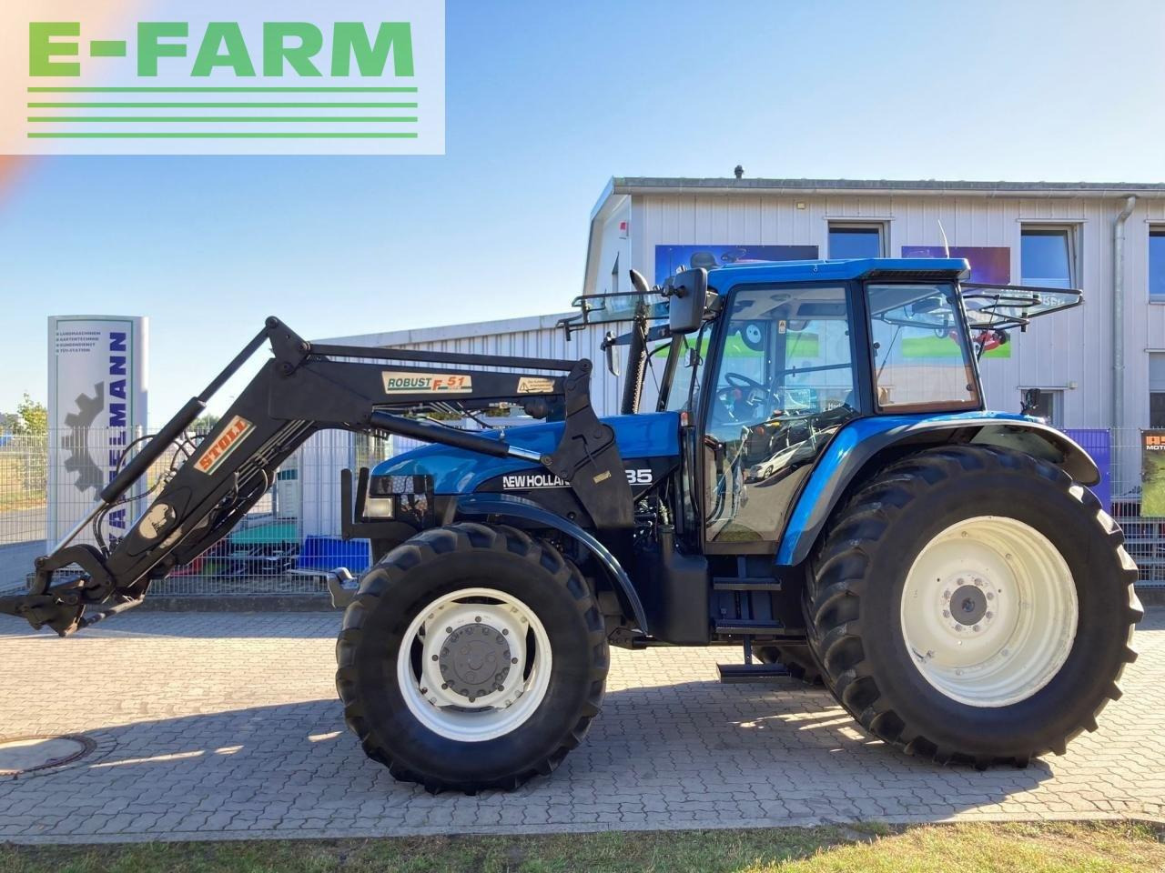 New Holland m 135 - Trator: foto 2 New Holland m 135 - Trator: foto 2