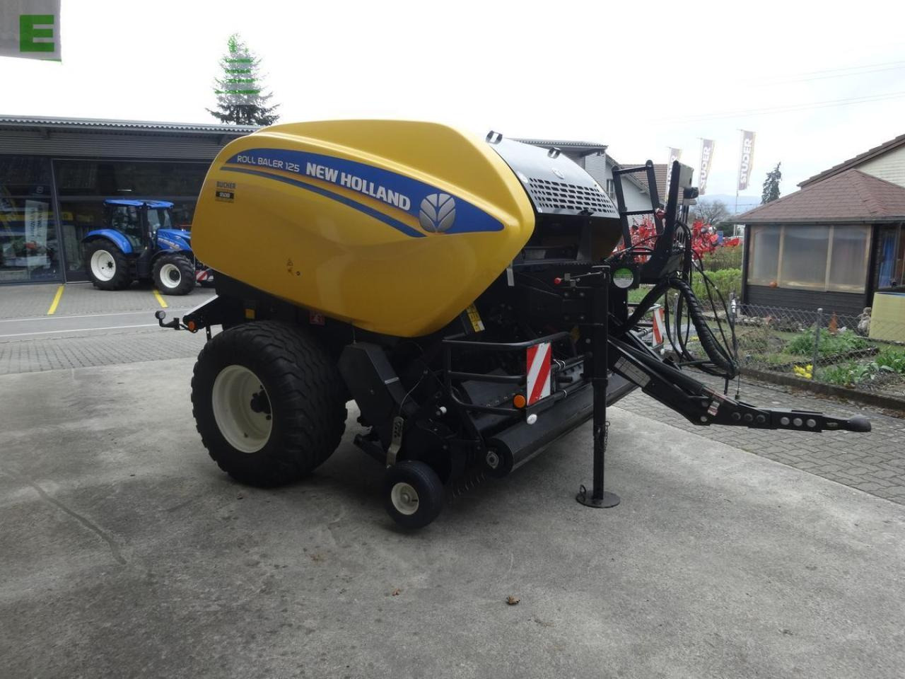 New Holland rb 125 s - Enfardadeira de fardos quadrados: foto 3 New Holland rb 125 s - Enfardadeira de fardos quadrados: foto 3