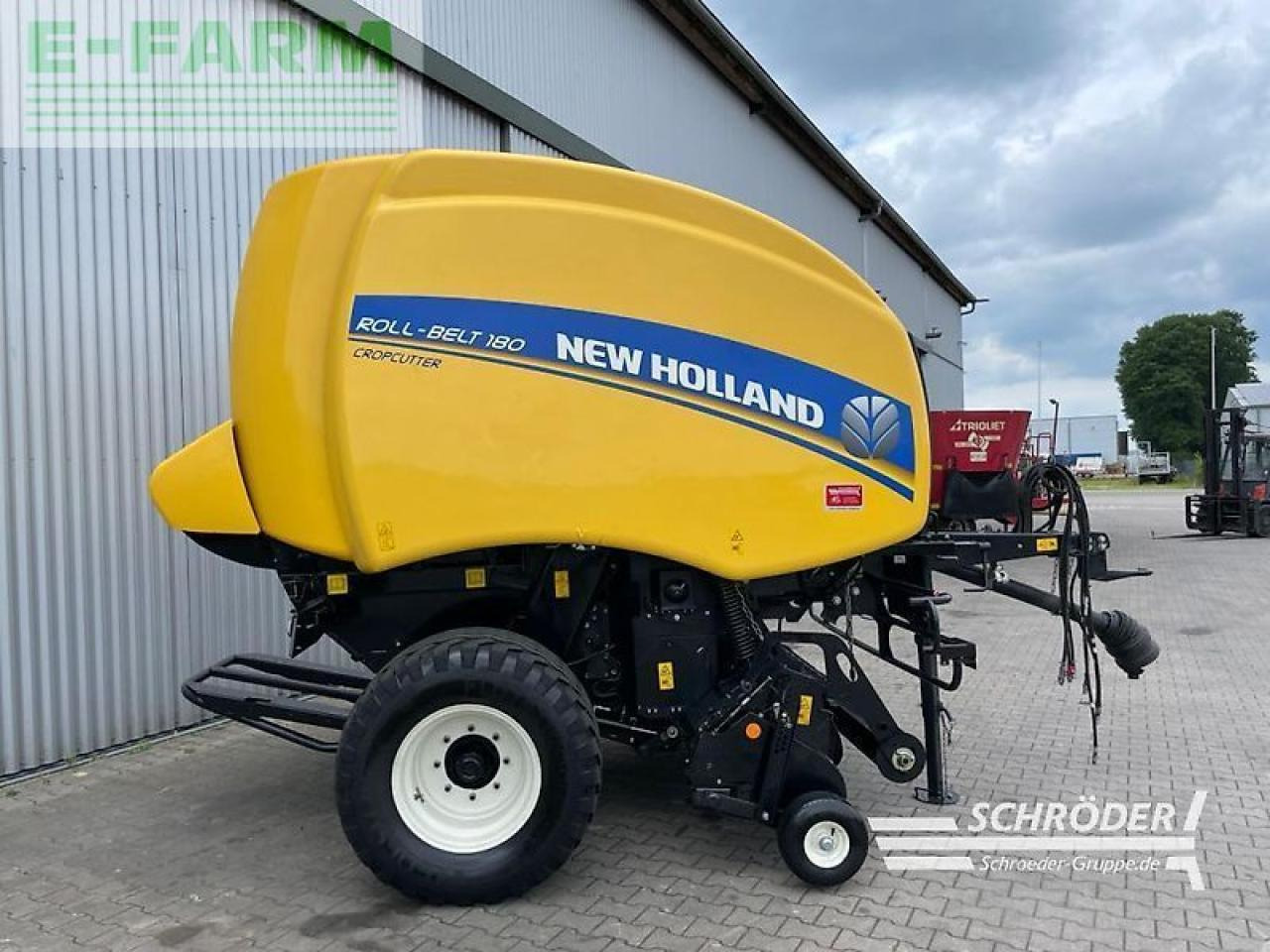 New Holland roll-belt 180 cropcutter - Enfardadeira de fardos quadrados: foto 2 New Holland roll-belt 180 cropcutter - Enfardadeira de fardos quadrados: foto 2