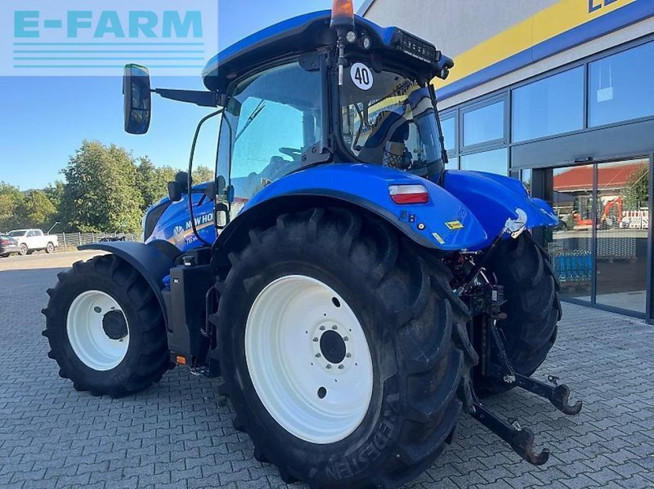 New Holland t 6.180 dc - Trator: foto 3 New Holland t 6.180 dc - Trator: foto 3