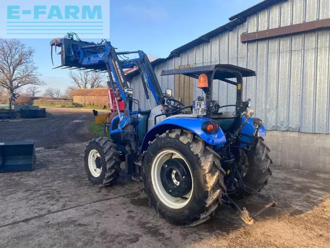New Holland t4 75 s S - Trator: foto 4 New Holland t4 75 s S - Trator: foto 4