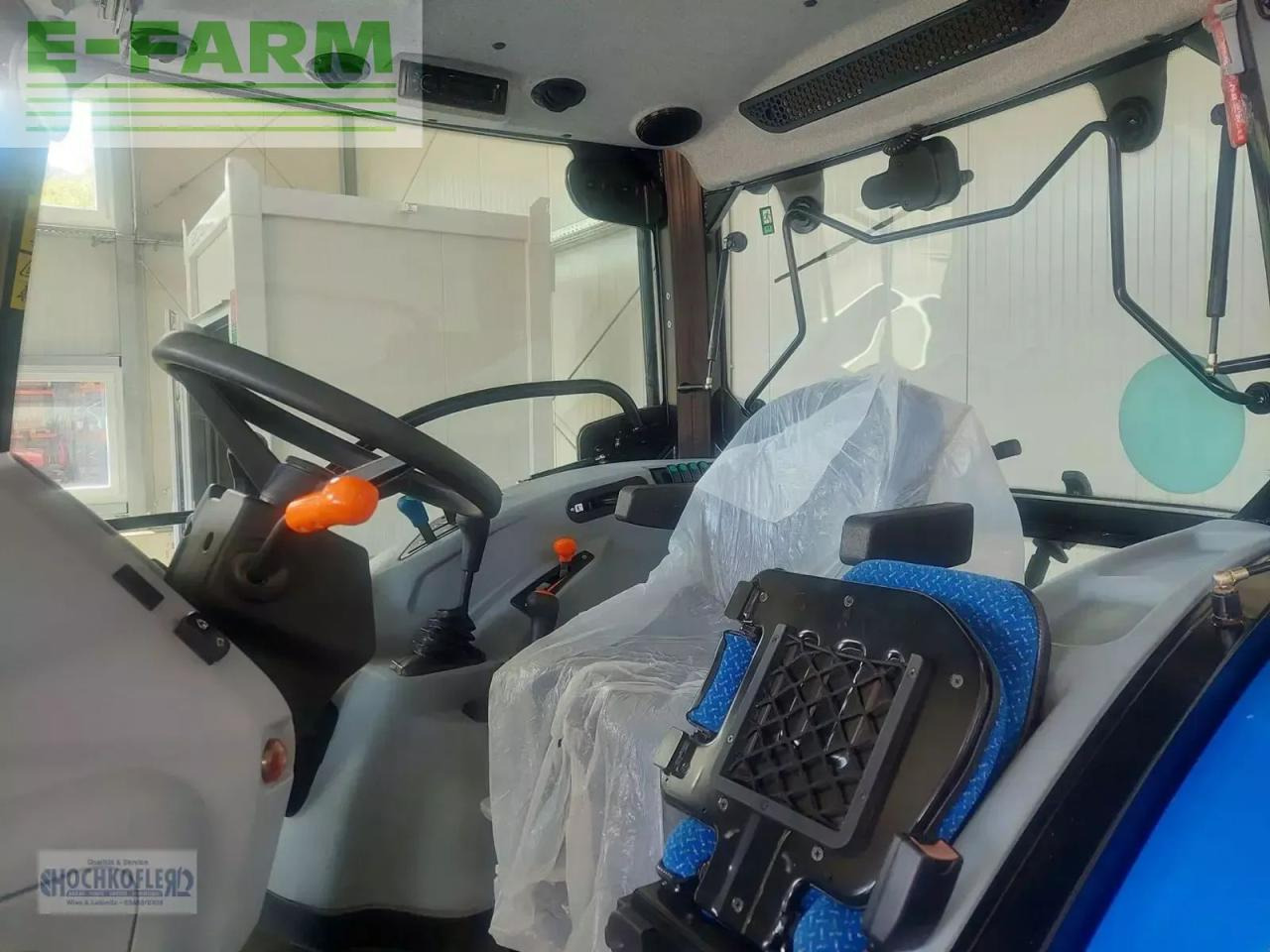 New Holland t4.75s stage v S - Trator: foto 2 New Holland t4.75s stage v S - Trator: foto 2
