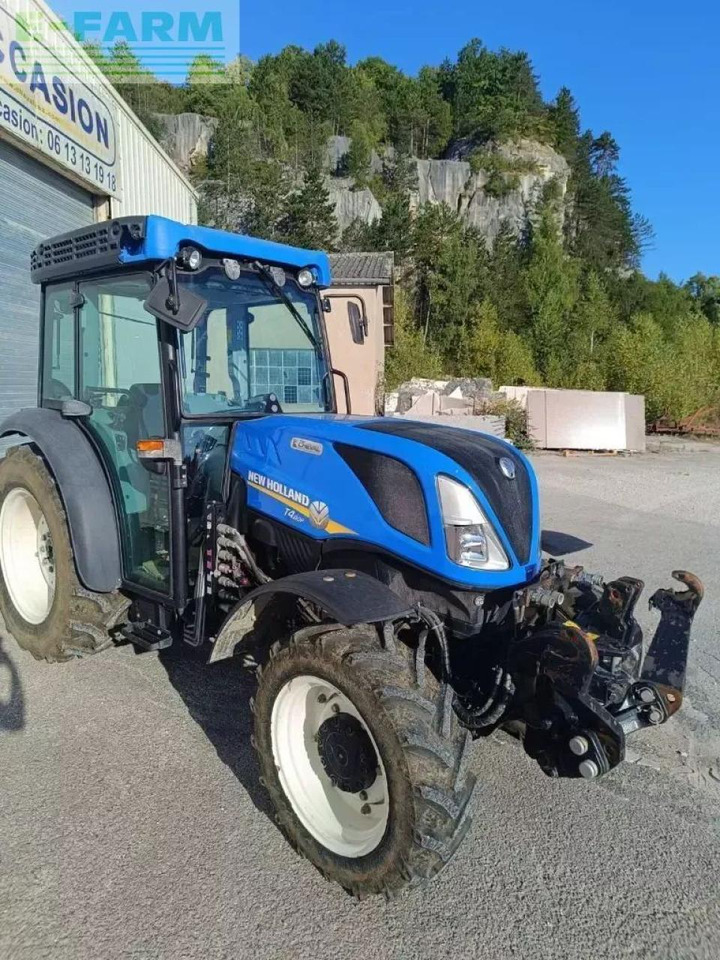 New Holland t4.80 f F - Trator: foto 2 New Holland t4.80 f F - Trator: foto 2