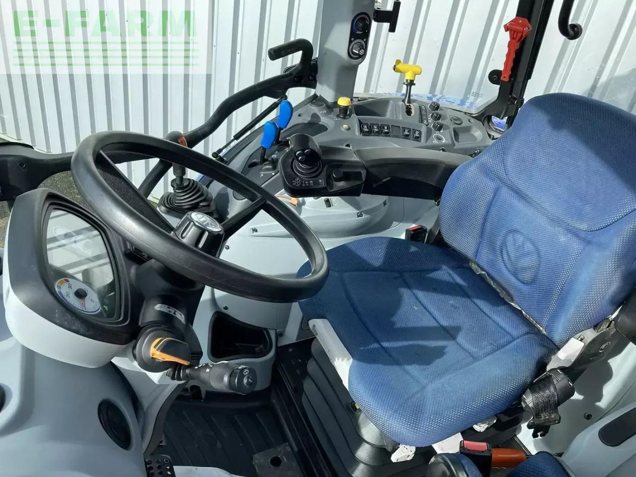 Trator New Holland t5.100 evolution: foto 9