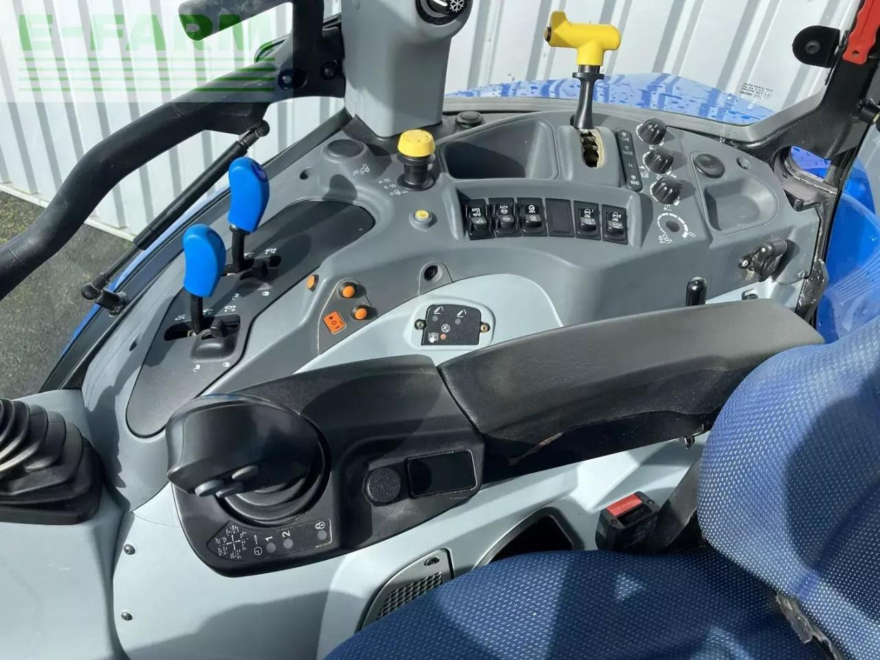 Trator New Holland t5.100 evolution: foto 10