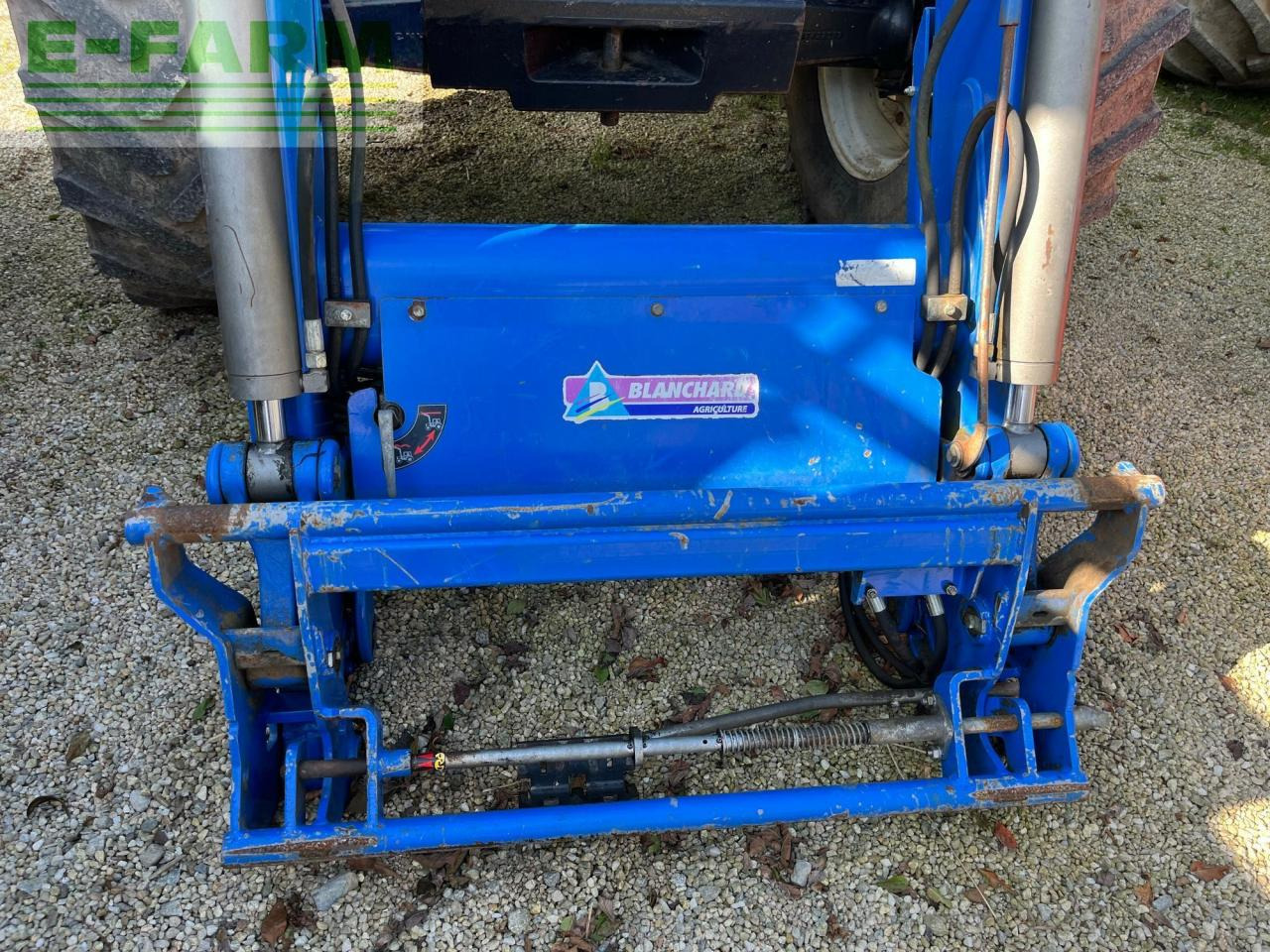 Trator New Holland t5-105: foto 7