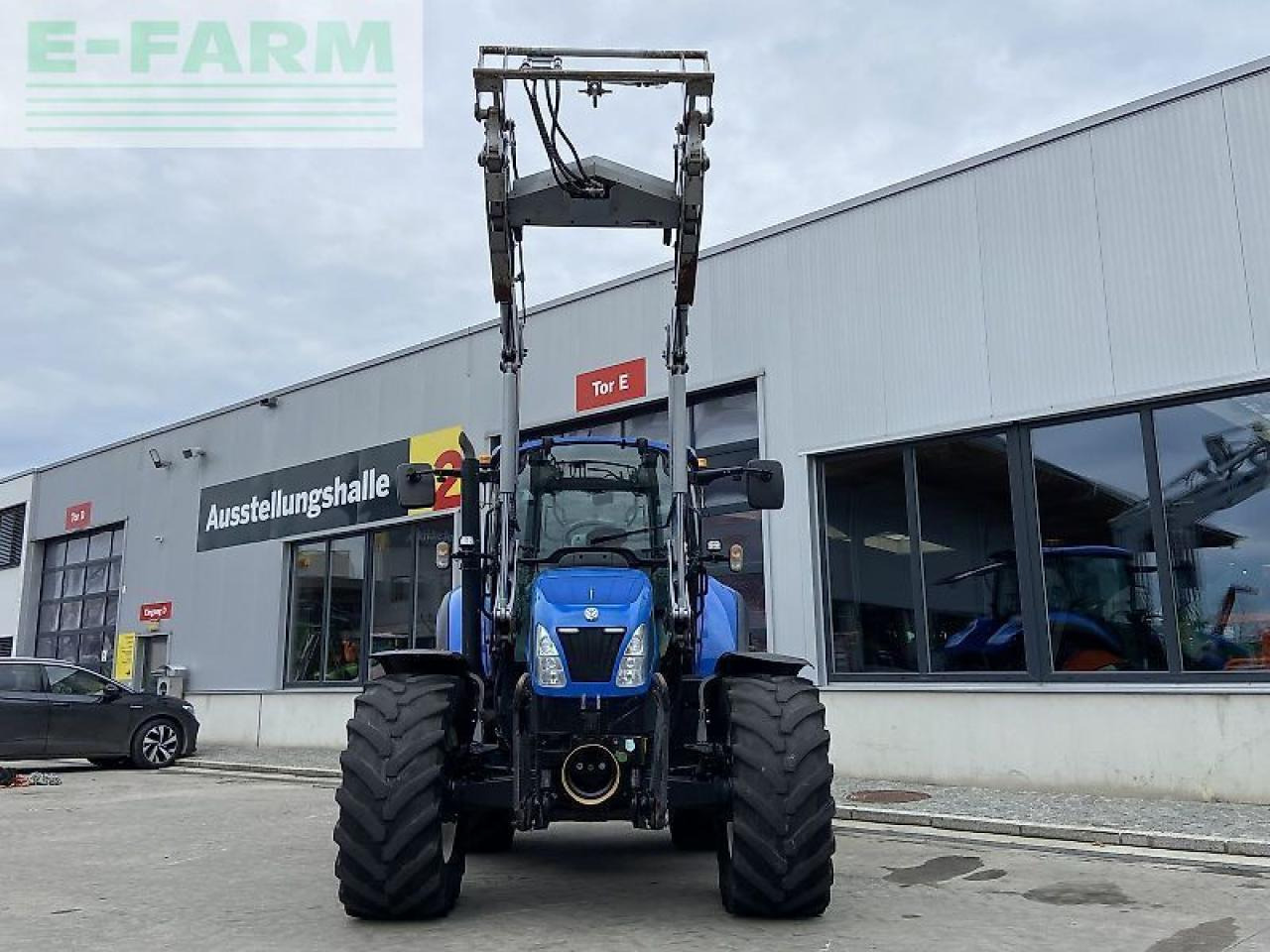 New Holland t5.105 electro command - Trator: foto 4 New Holland t5.105 electro command - Trator: foto 4