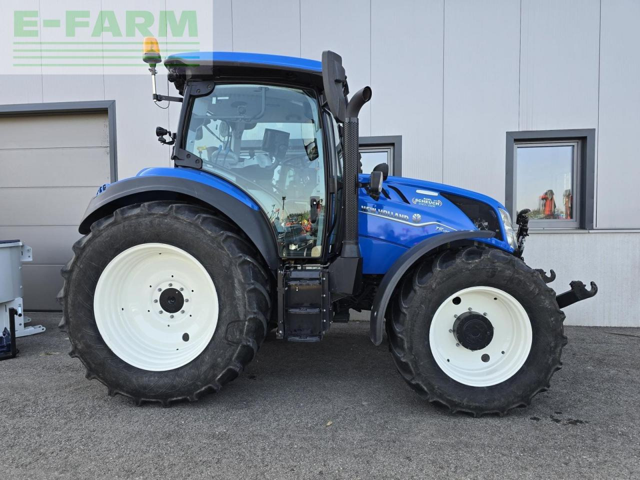 Trator New Holland t5.120 dynamic command (stage v): foto 15