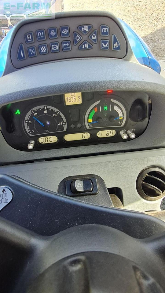 Trator New Holland t5.120 dynamic command (stage v): foto 12