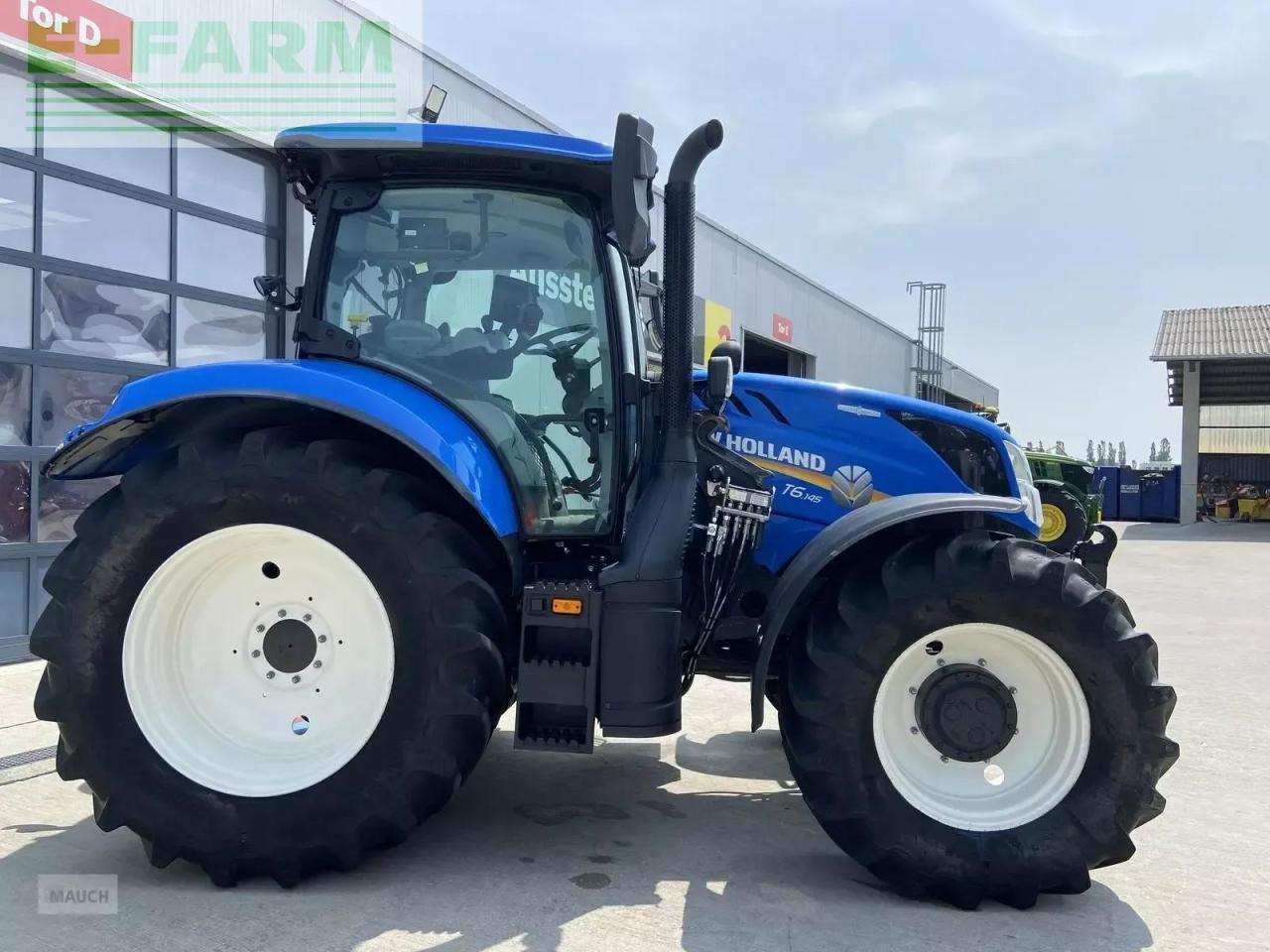 New Holland t6.145 stage v - Trator: foto 4 New Holland t6.145 stage v - Trator: foto 4