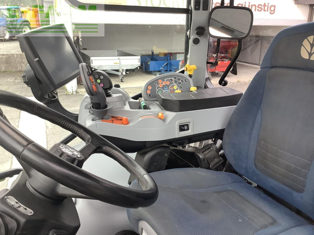 New Holland t6.165 dynamic command sidewinder ii - Trator: foto 5 New Holland t6.165 dynamic command sidewinder ii - Trator: foto 5
