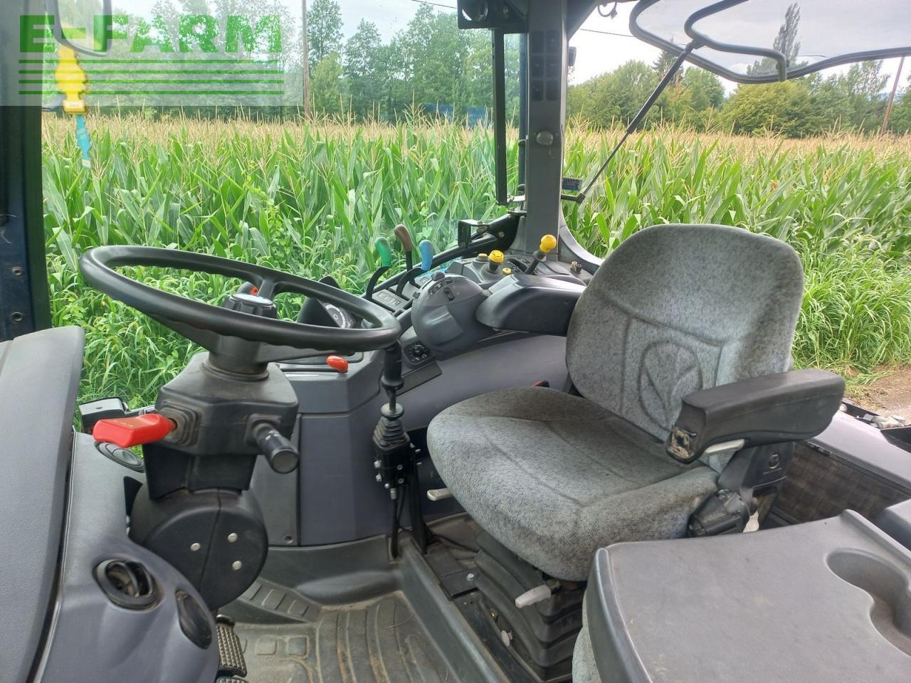 New Holland t6010 delta Delta - Trator: foto 5 New Holland t6010 delta Delta - Trator: foto 5