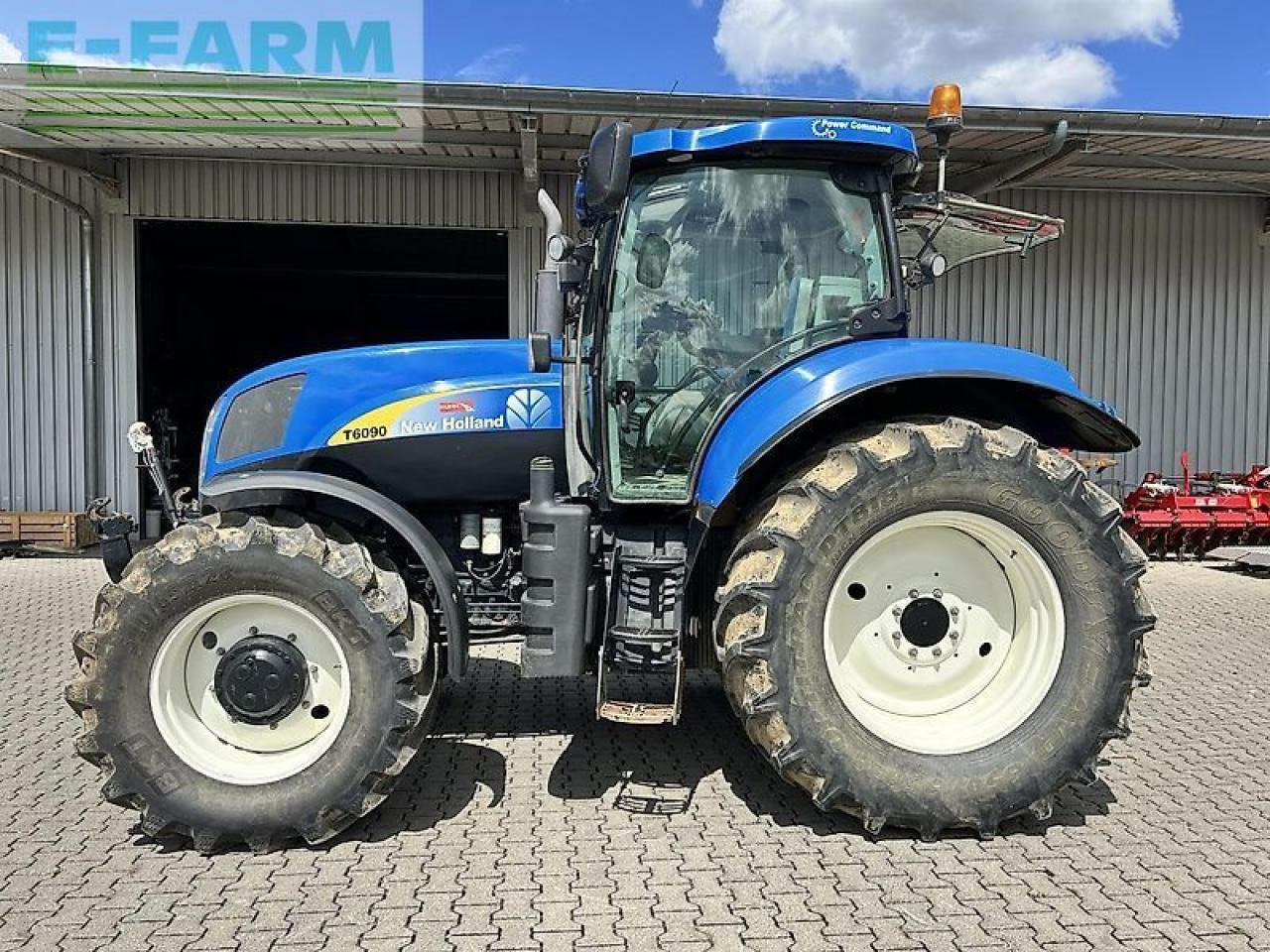 New Holland t6090 power command - Trator: foto 1 New Holland t6090 power command - Trator: foto 1