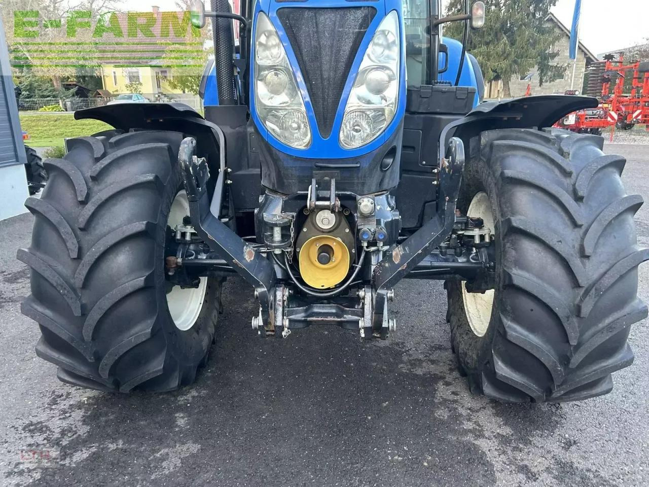 New Holland t7.185 auto command - Trator: foto 5 New Holland t7.185 auto command - Trator: foto 5