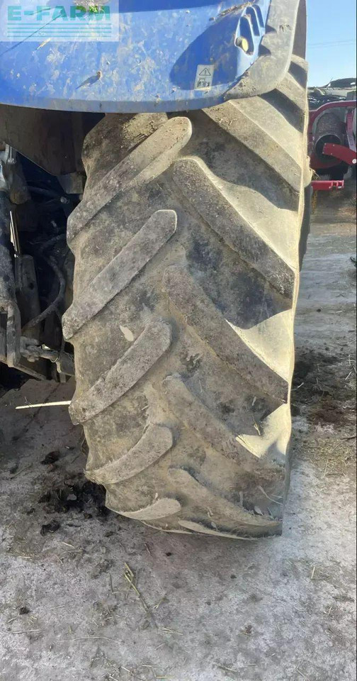 New Holland t7,200 - Trator: foto 5 New Holland t7,200 - Trator: foto 5