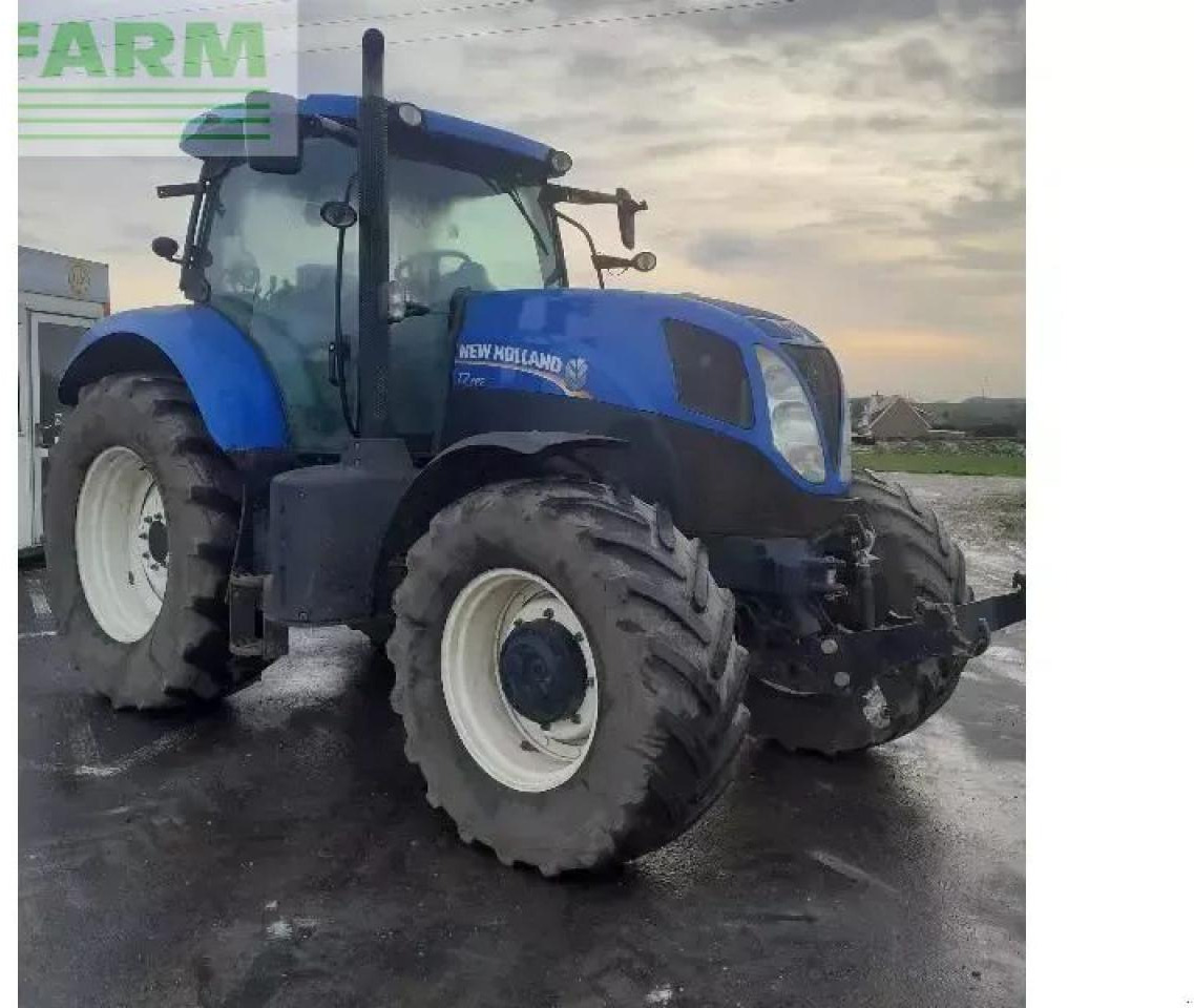 New Holland t7.200 r c clas. - Trator: foto 2 New Holland t7.200 r c clas. - Trator: foto 2