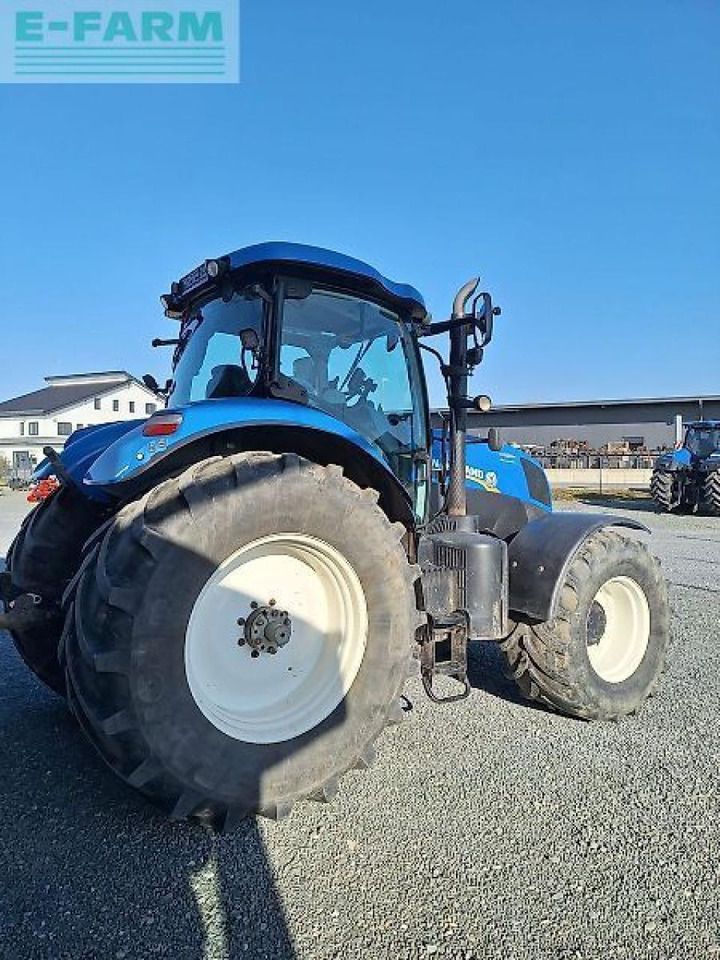 New Holland t7.210 ac - Trator: foto 2 New Holland t7.210 ac - Trator: foto 2