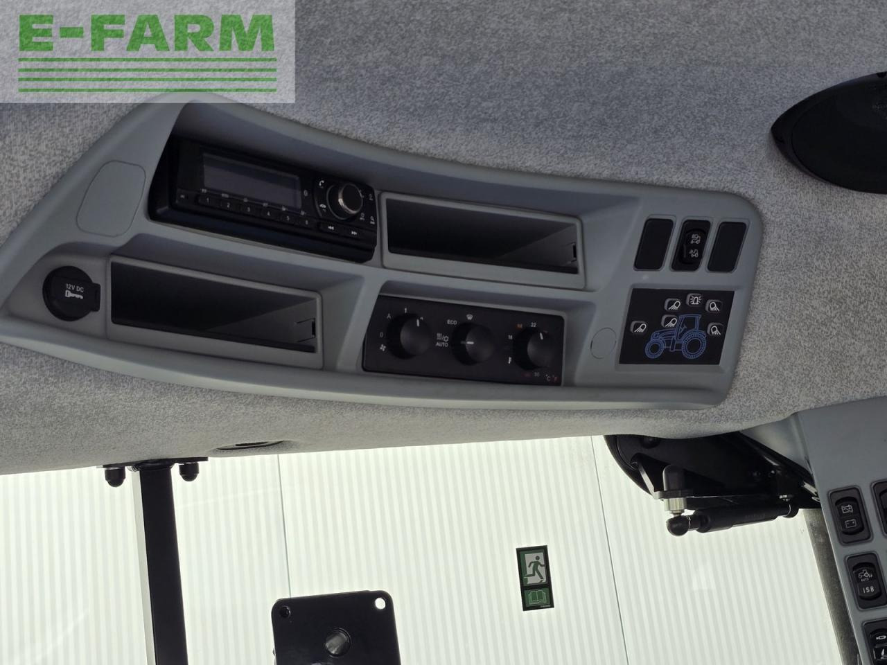 New Holland t7.210 auto command sidewinder ii (stage v) - Trator: foto 5 New Holland t7.210 auto command sidewinder ii (stage v) - Trator: foto 5