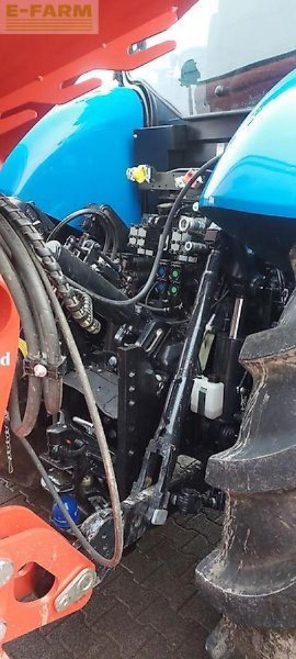 New Holland t7.245 ac - Trator: foto 4 New Holland t7.245 ac - Trator: foto 4