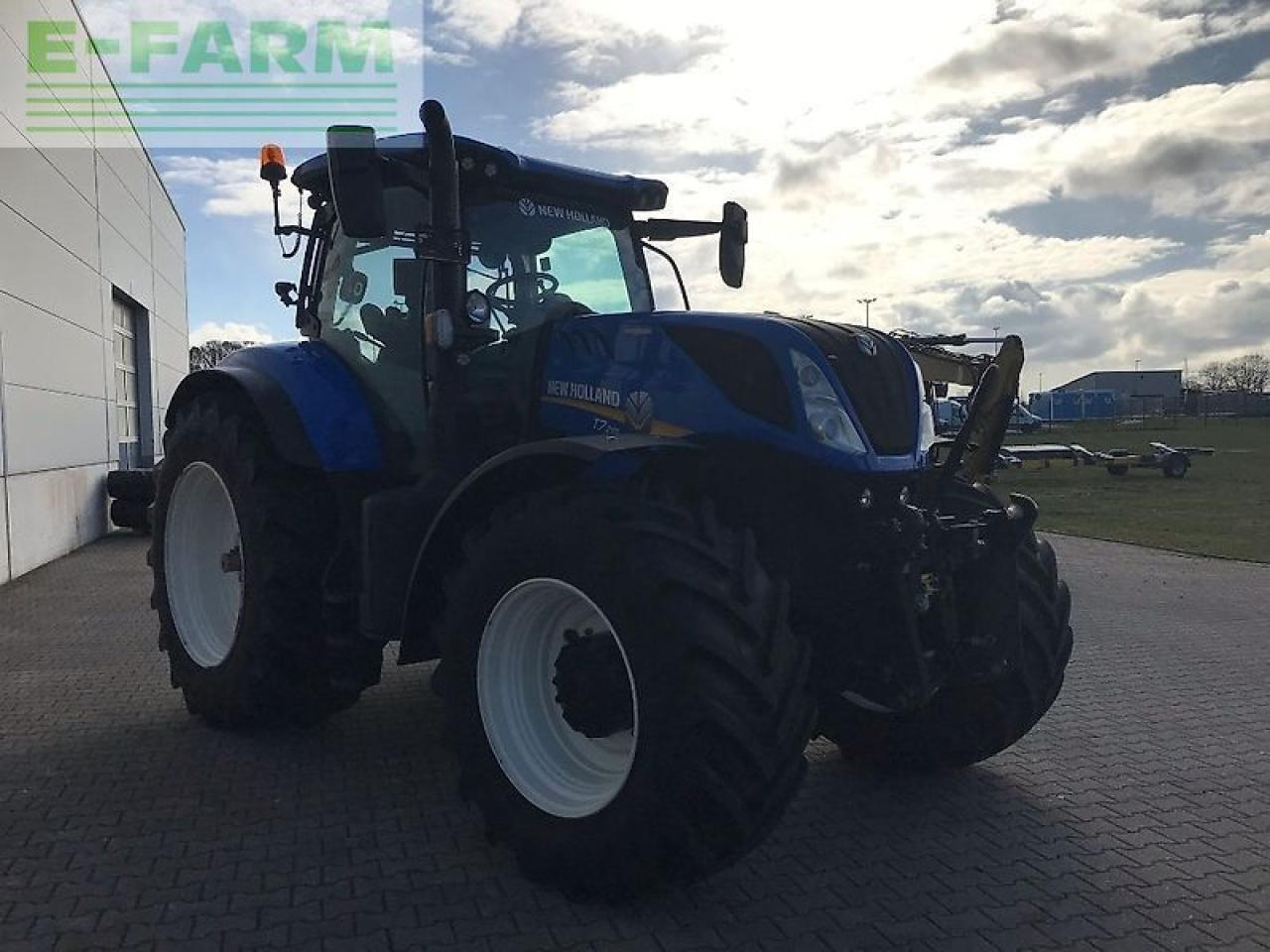 New Holland t7.245 autocommand - Trator: foto 5 New Holland t7.245 autocommand - Trator: foto 5