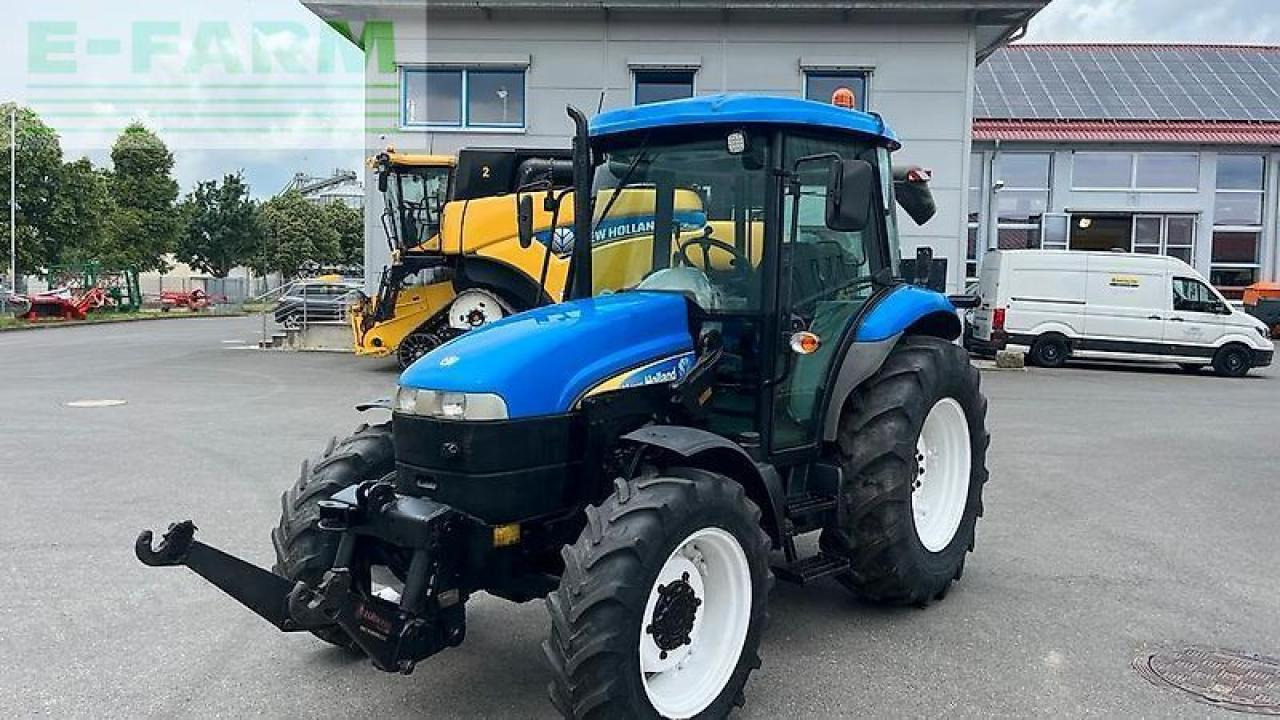 New Holland td 5010 traktor 2075 bh allrad - Trator: foto 1 New Holland td 5010 traktor 2075 bh allrad - Trator: foto 1