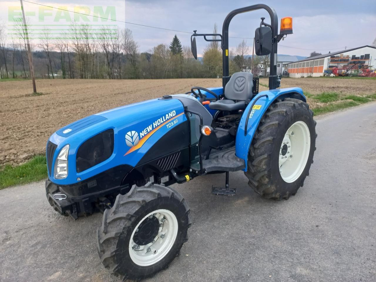 New Holland td3.50 - Trator: foto 3 New Holland td3.50 - Trator: foto 3