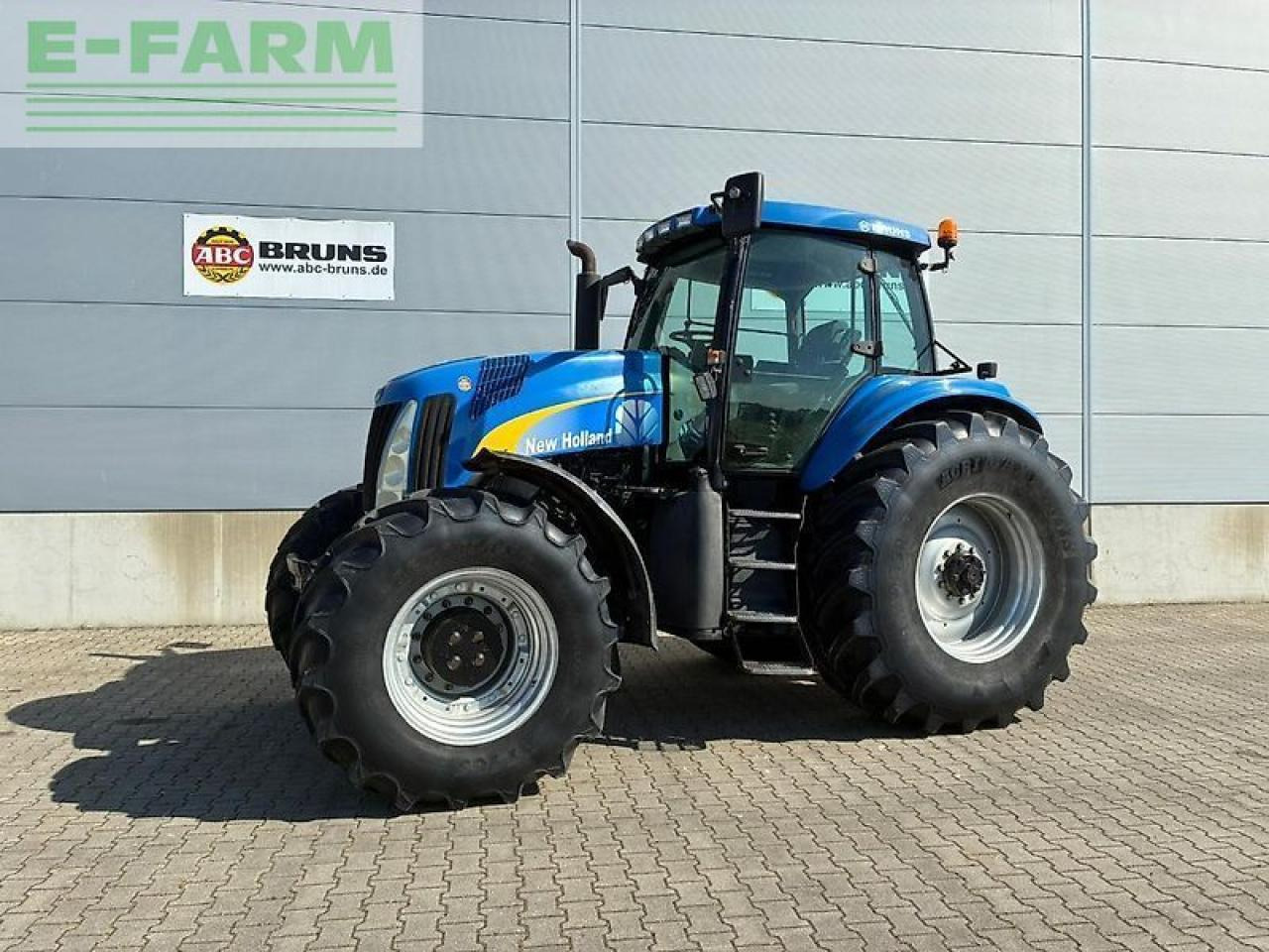New Holland tg 255 - Trator: foto 1 New Holland tg 255 - Trator: foto 1