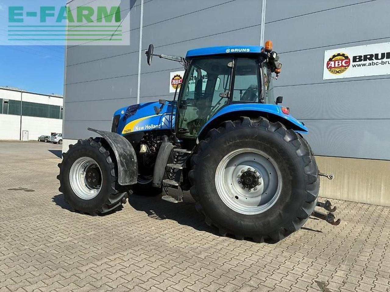 New Holland tg 255 - Trator: foto 2 New Holland tg 255 - Trator: foto 2
