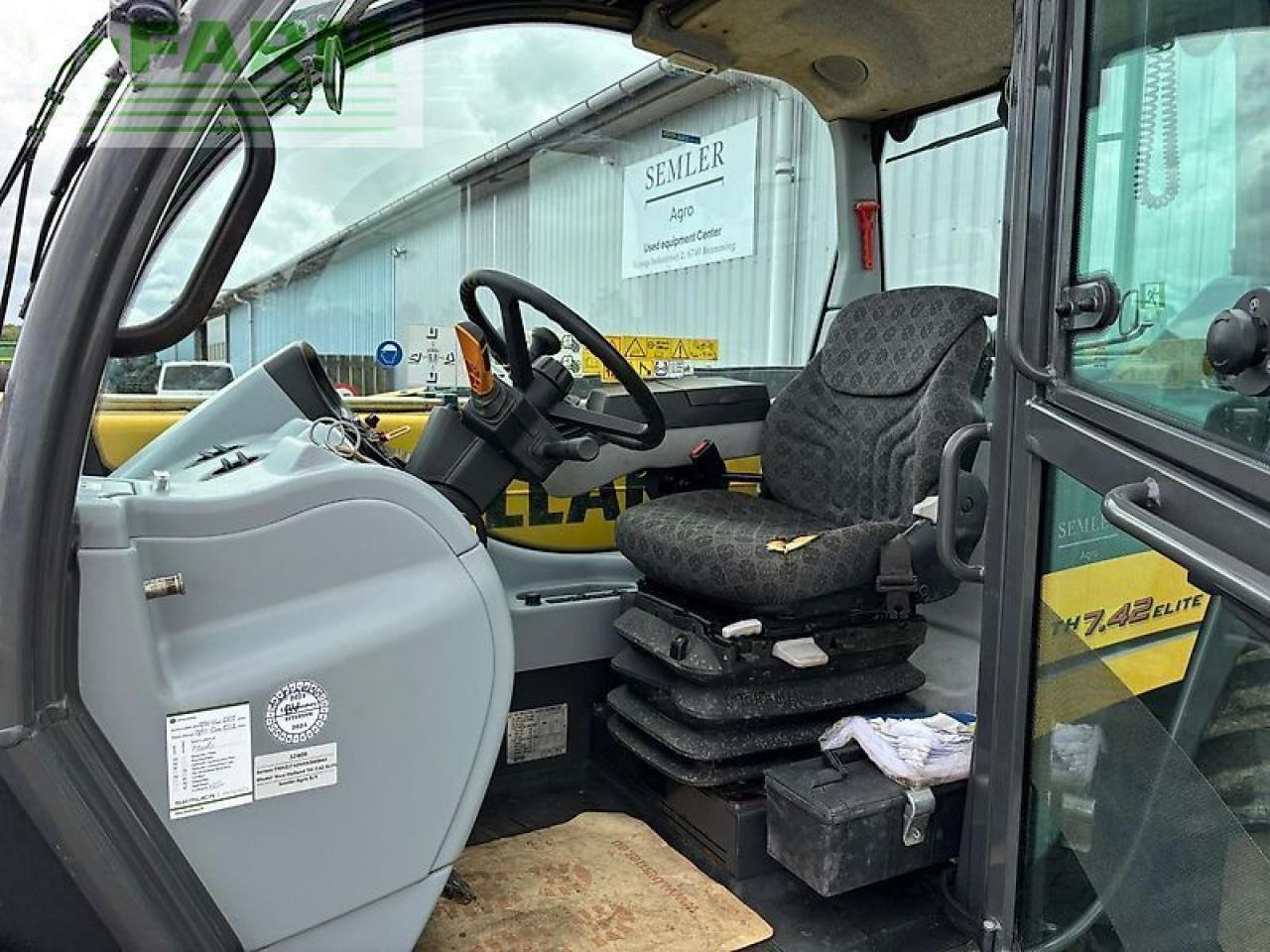 Empilhador telescópico New Holland th 7.42: foto 10