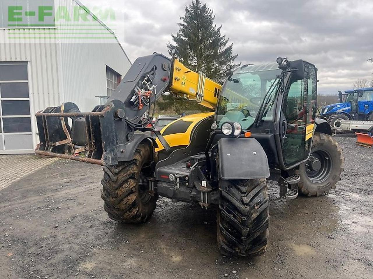 New Holland th 7.42 elite - Empilhador telescópico: foto 1 New Holland th 7.42 elite - Empilhador telescópico: foto 1