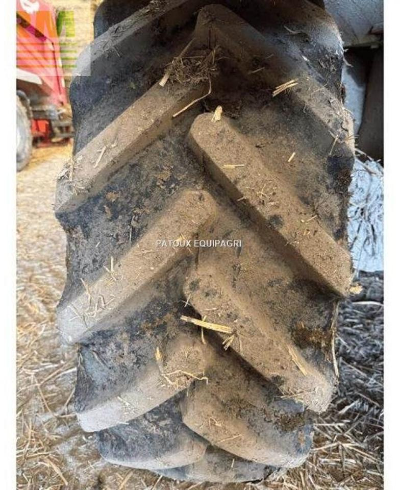 New Holland th6.32s - Empilhador telescópico: foto 5 New Holland th6.32s - Empilhador telescópico: foto 5