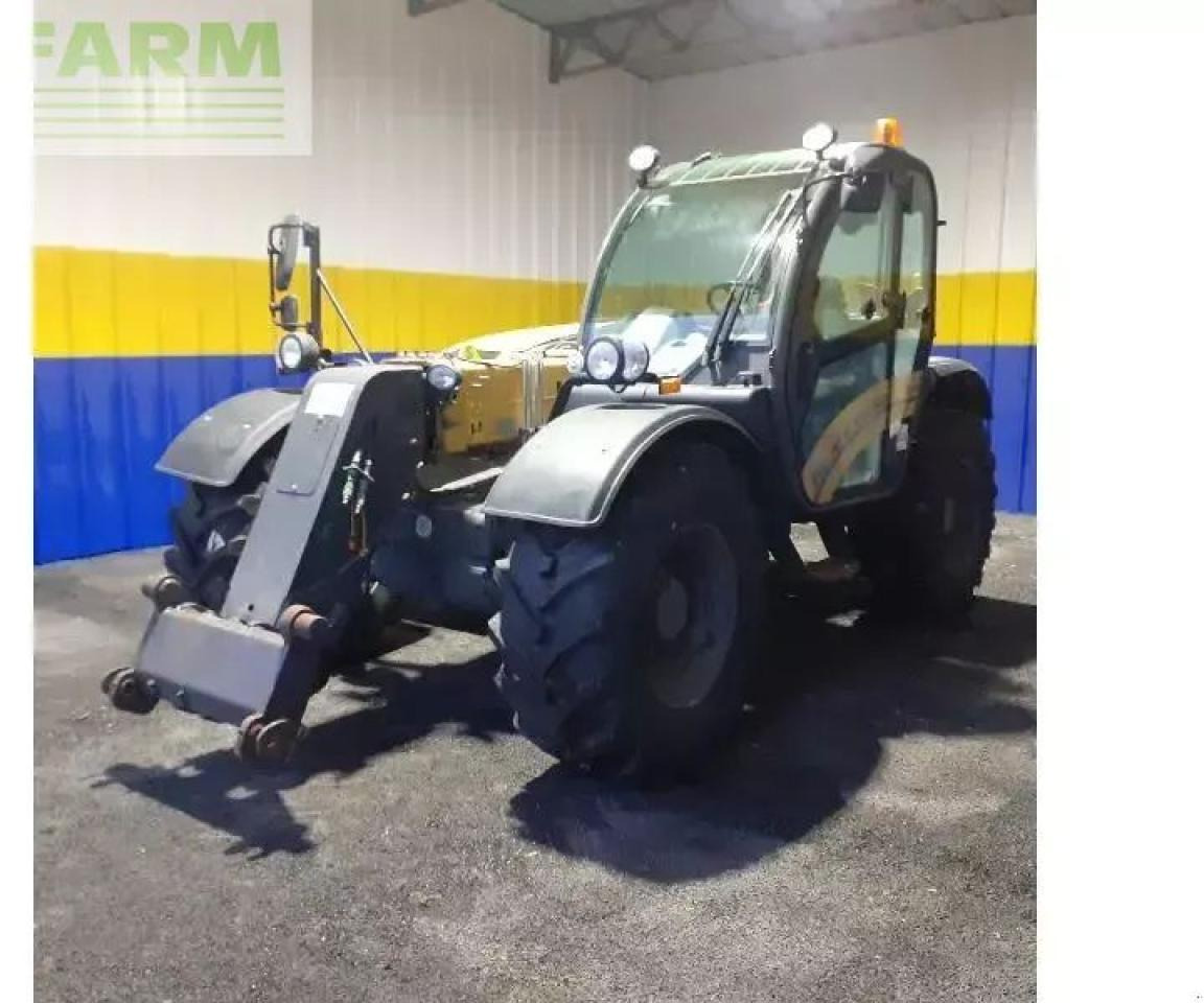 New Holland th7.32 - Empilhador telescópico: foto 2 New Holland th7.32 - Empilhador telescópico: foto 2