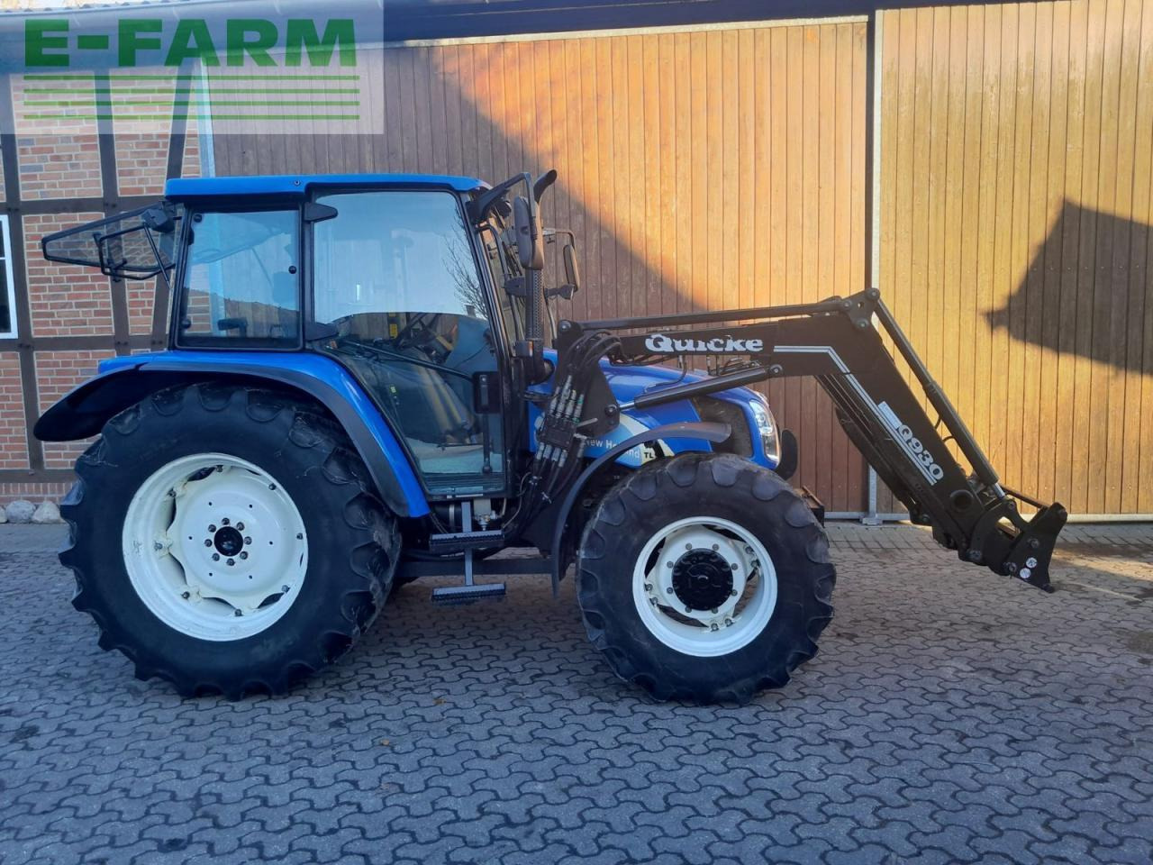New Holland tl90a (4wd) A - Trator: foto 2 New Holland tl90a (4wd) A - Trator: foto 2