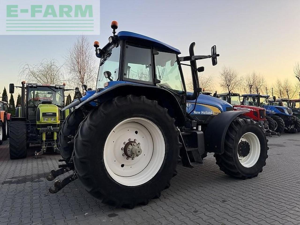 New Holland tm175 powercommand - Trator: foto 5 New Holland tm175 powercommand - Trator: foto 5