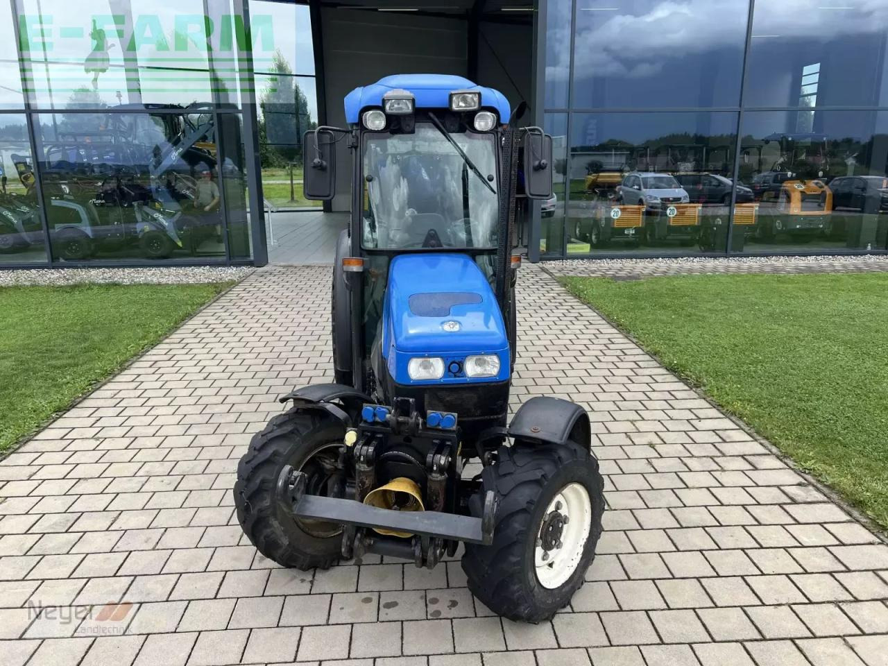 New Holland tn 95 na - Trator: foto 4 New Holland tn 95 na - Trator: foto 4