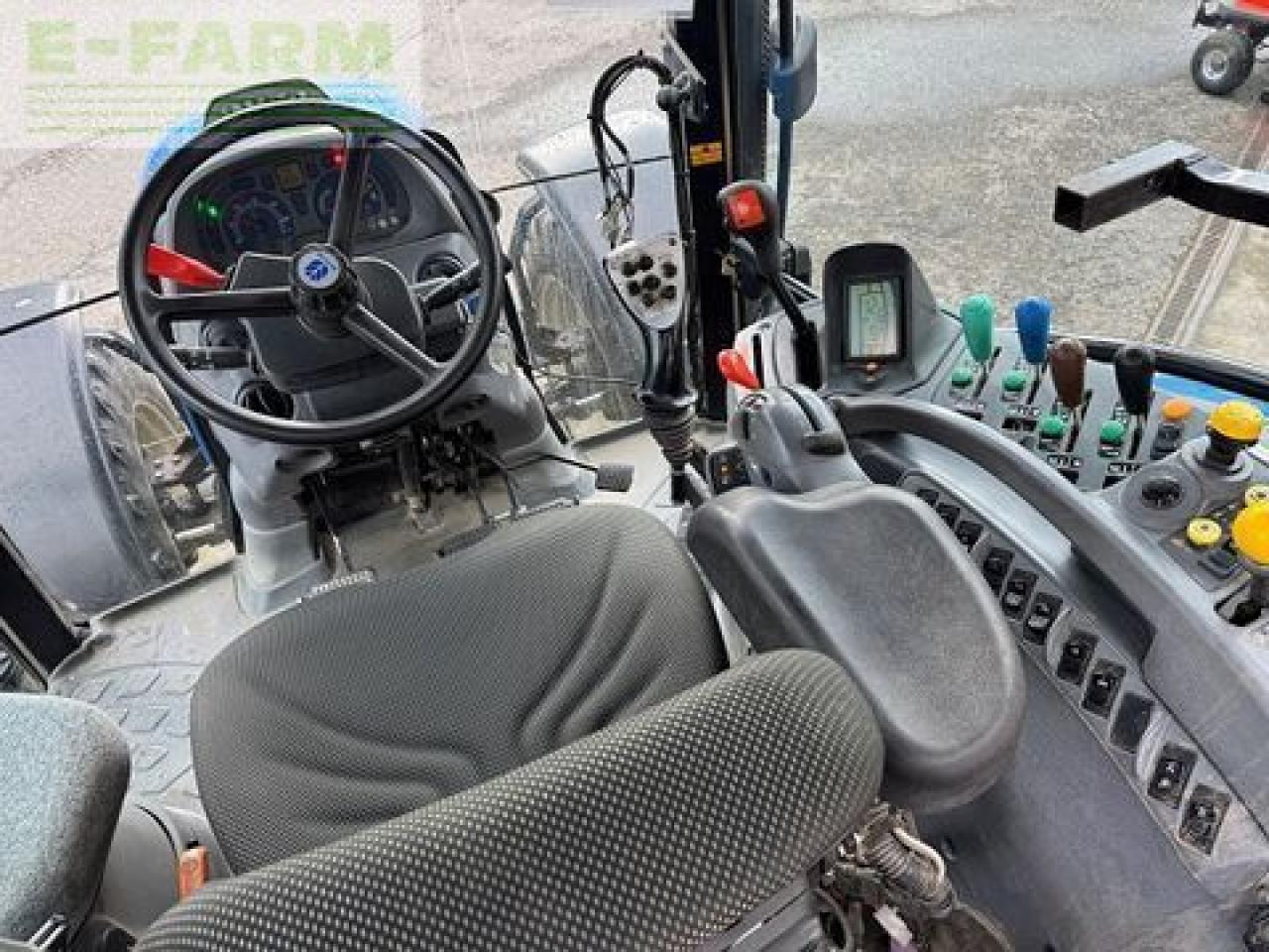 New Holland ts 110 a - Trator: foto 4 New Holland ts 110 a - Trator: foto 4