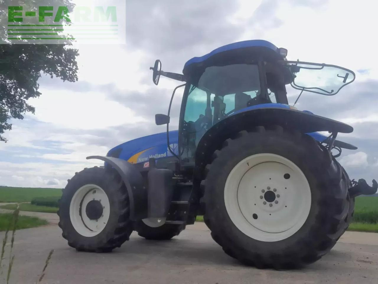 New Holland tsa 125 - Trator: foto 2 New Holland tsa 125 - Trator: foto 2