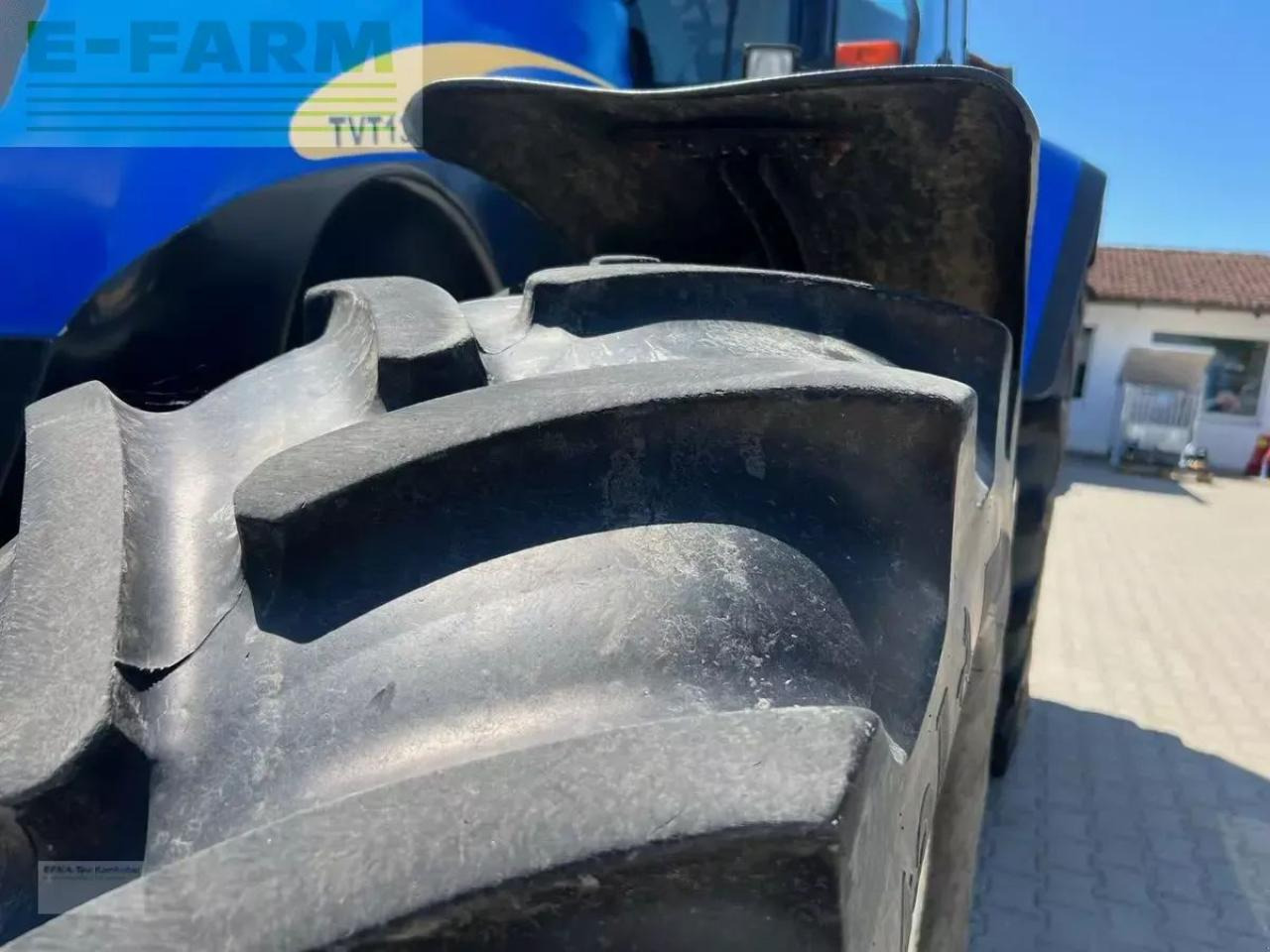 New Holland tvt 135 - Trator: foto 2 New Holland tvt 135 - Trator: foto 2