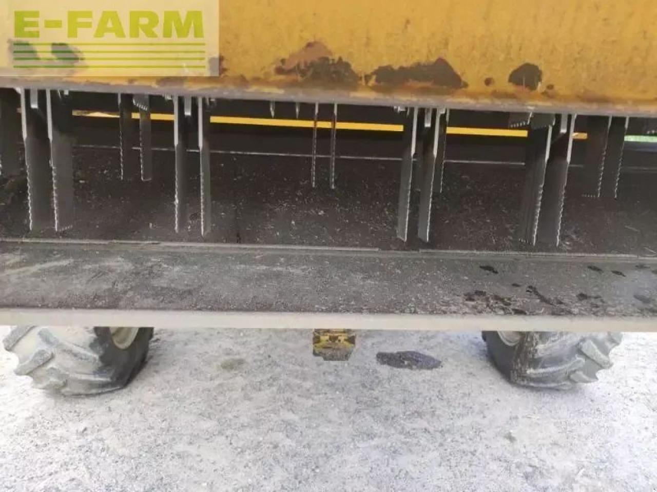 New Holland tx64 - Ceifeira debulhadora: foto 2 New Holland tx64 - Ceifeira debulhadora: foto 2