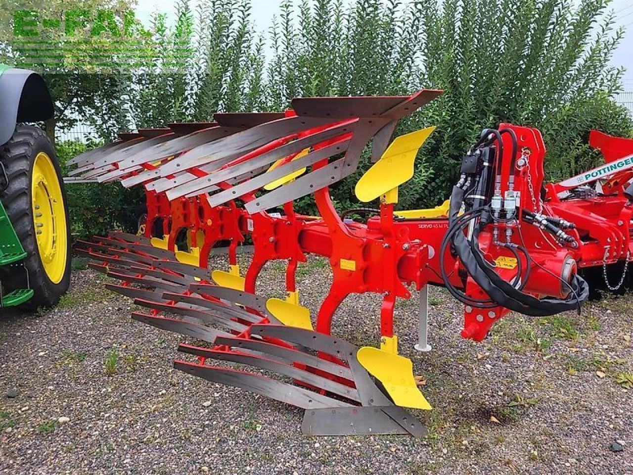 Pöttinger servo 45 m plus - fünfscharig (4+1/5) - Arado: foto 1 Pöttinger servo 45 m plus - fünfscharig (4+1/5) - Arado: foto 1