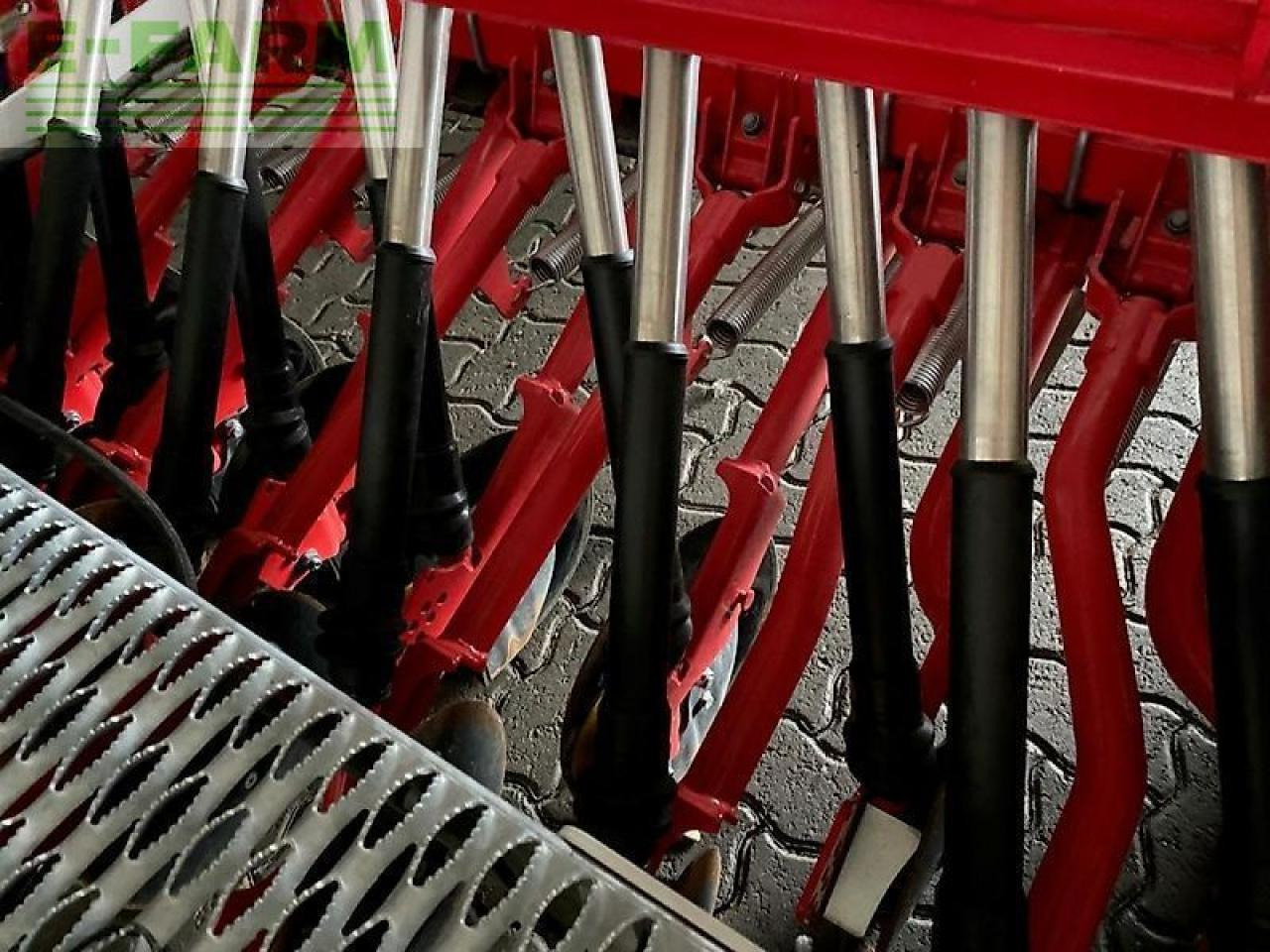 Pöttinger vitasem 3000 - Semeadeira: foto 5 Pöttinger vitasem 3000 - Semeadeira: foto 5