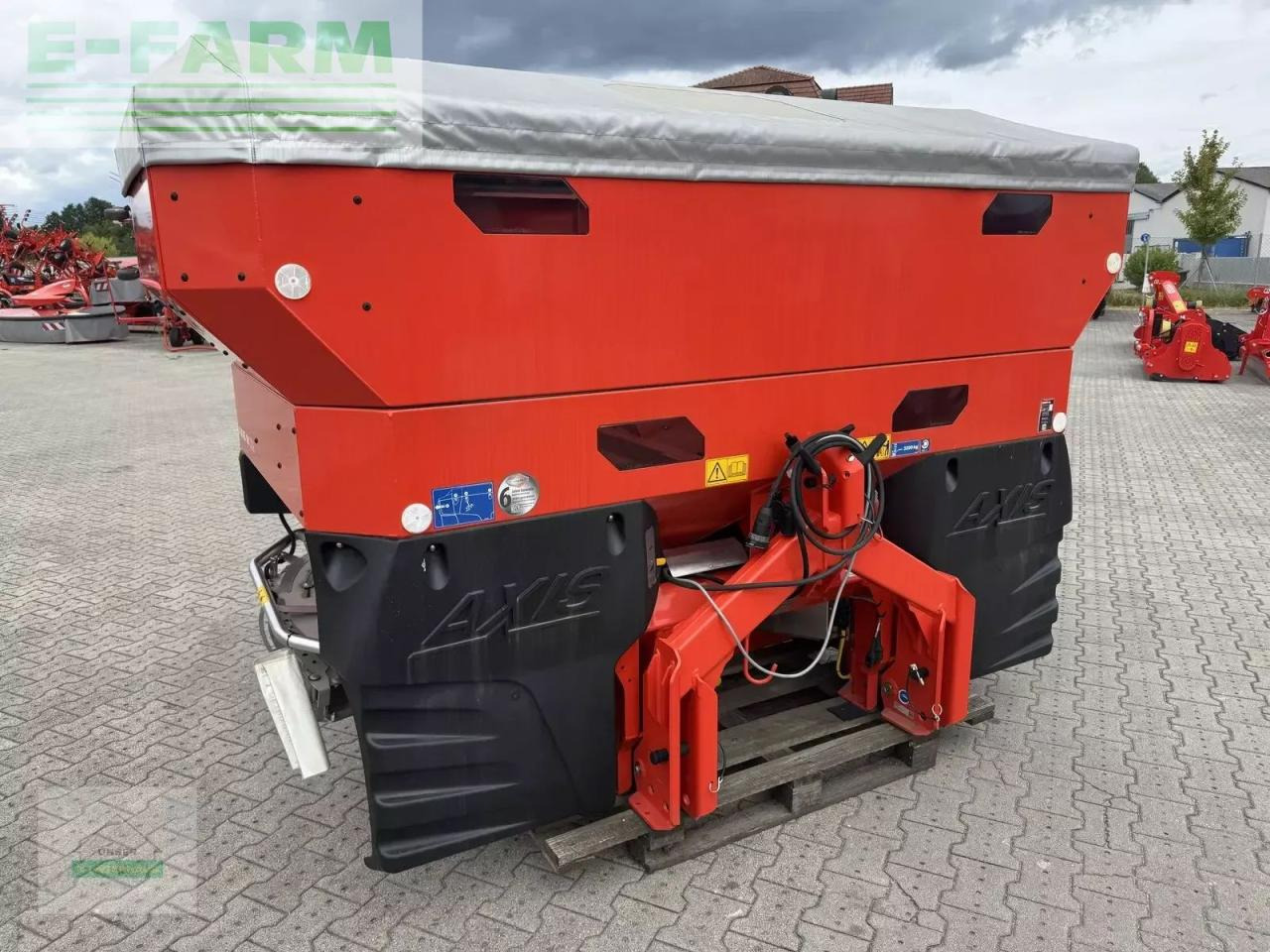 Rauch m 30.2 emc+w isobus - Distribuidor de fertilizantes: foto 4 Rauch m 30.2 emc+w isobus - Distribuidor de fertilizantes: foto 4