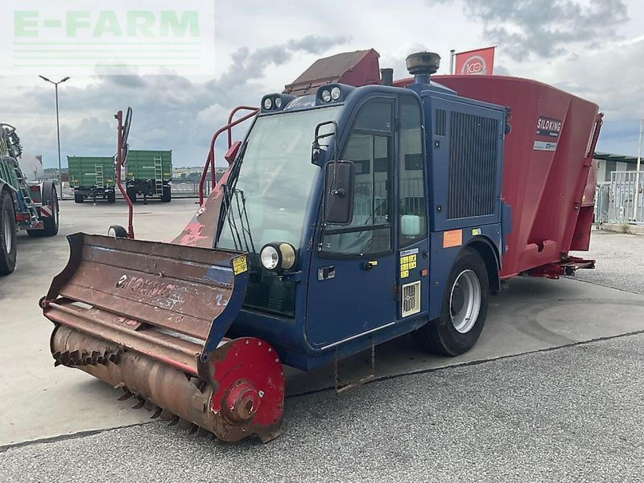 Siloking 16 m³ selbstfahrer - Equipamento de gado: foto 1 Siloking 16 m³ selbstfahrer - Equipamento de gado: foto 1