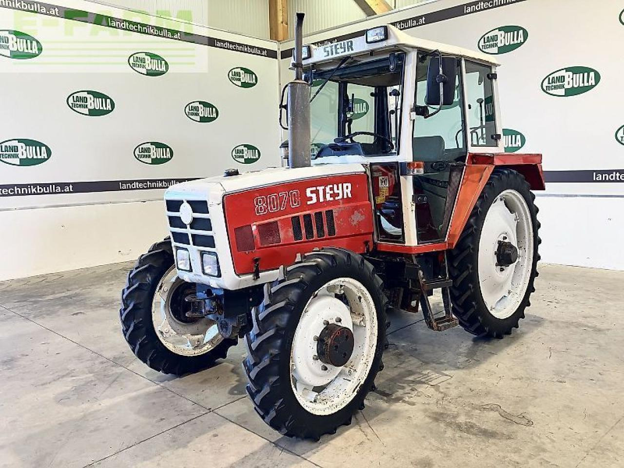 Steyr 8070 a sk 2 (kk) - Trator: foto 1 Steyr 8070 a sk 2 (kk) - Trator: foto 1