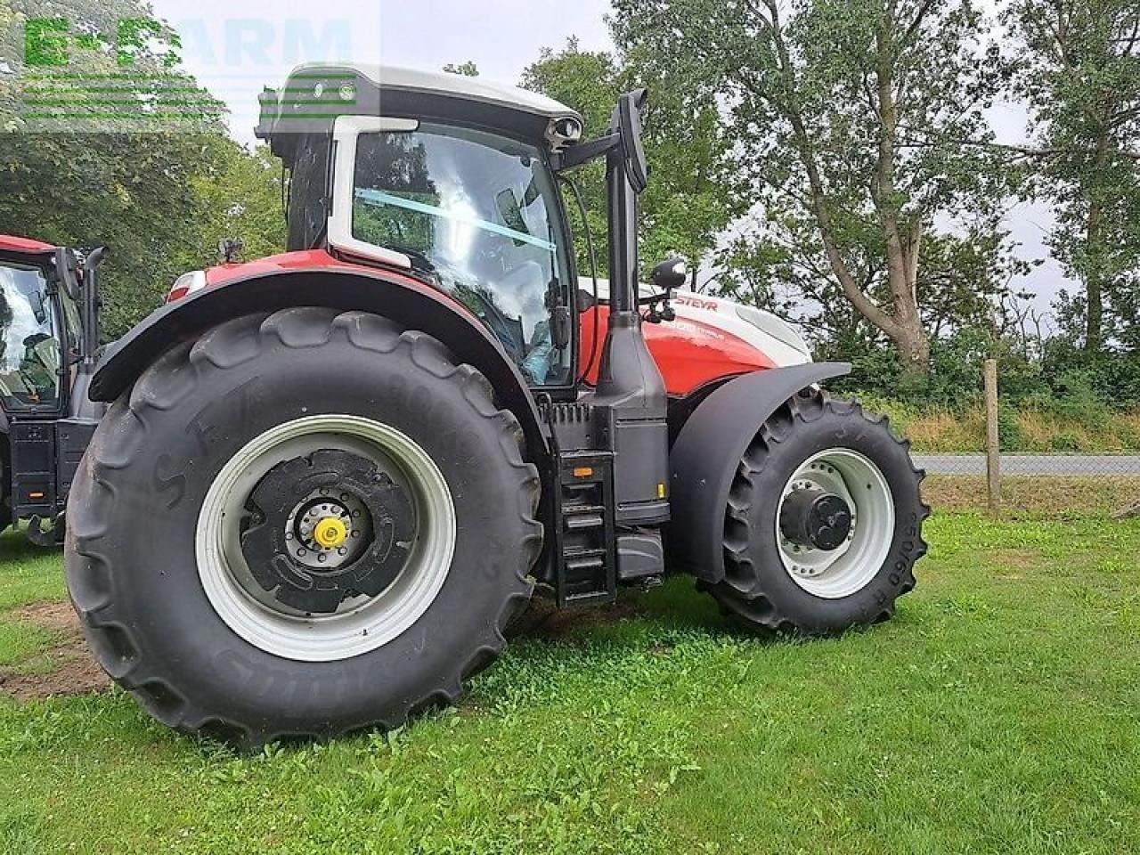 Steyr terrus 6300 cvt CVT - Trator: foto 3 Steyr terrus 6300 cvt CVT - Trator: foto 3