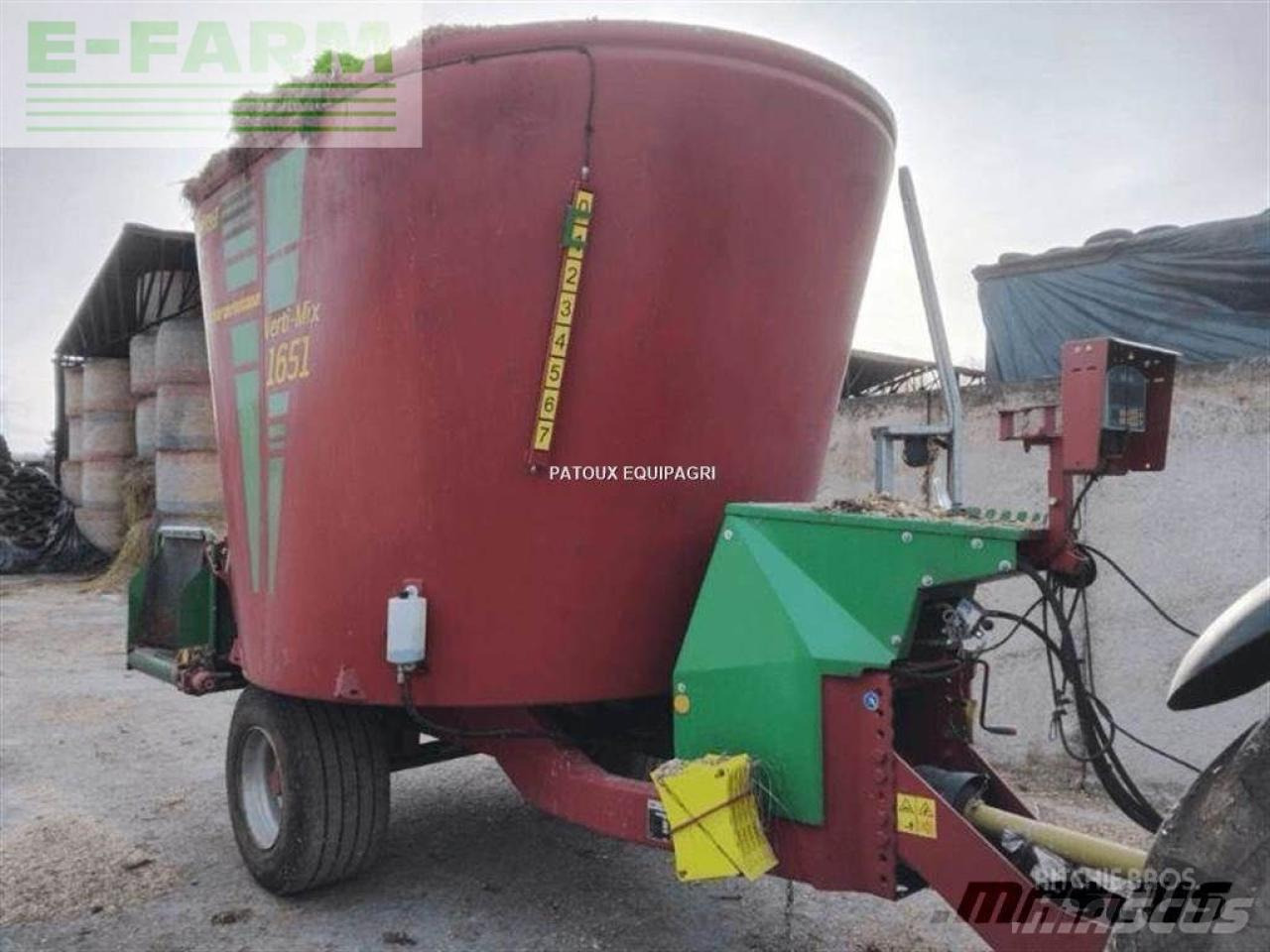Strautmann vertimix 1651 - Equipamento de gado: foto 1 Strautmann vertimix 1651 - Equipamento de gado: foto 1