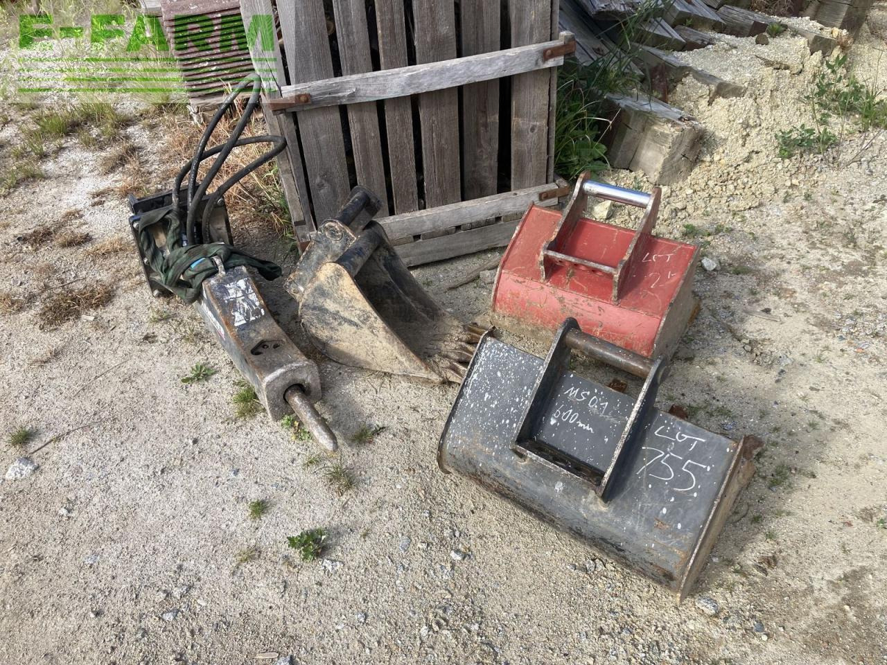 Mini escavadeira Takeuchi: foto 9