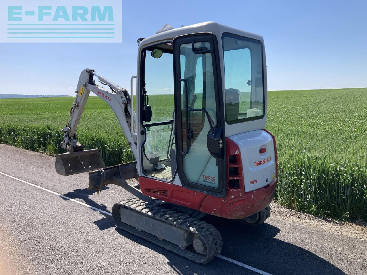 Mini escavadeira Takeuchi: foto 6