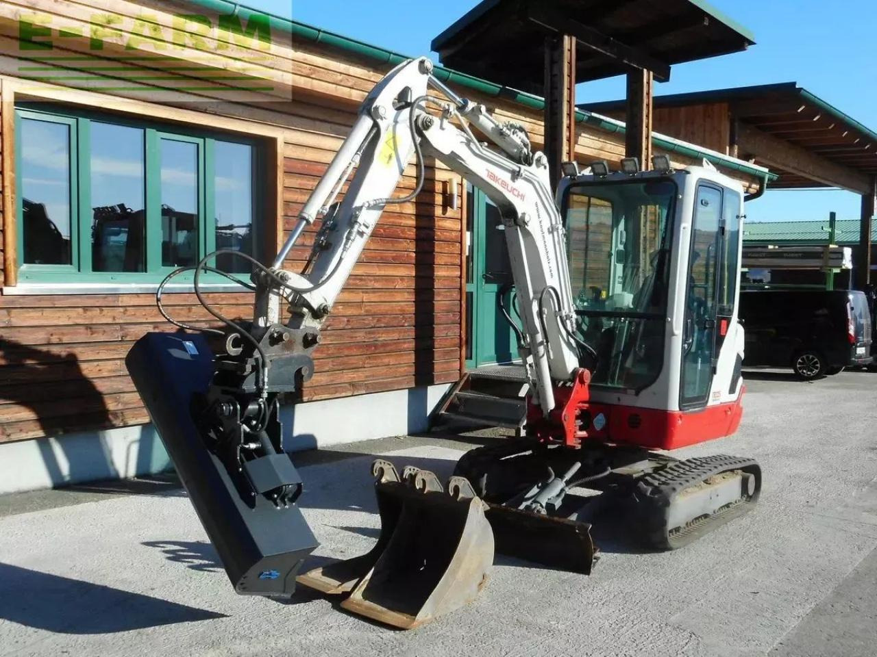 Takeuchi tb 225 ( 2.400kg ) mit hydr. verstellfahrwerk - Mini escavadeira: foto 2 Takeuchi tb 225 ( 2.400kg ) mit hydr. verstellfahrwerk - Mini escavadeira: foto 2