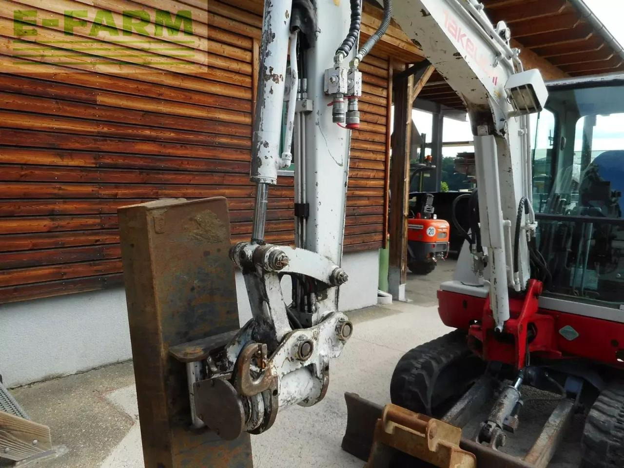 Mini escavadeira Takeuchi tb 228 ( 2.810kg ) powertilt: foto 13